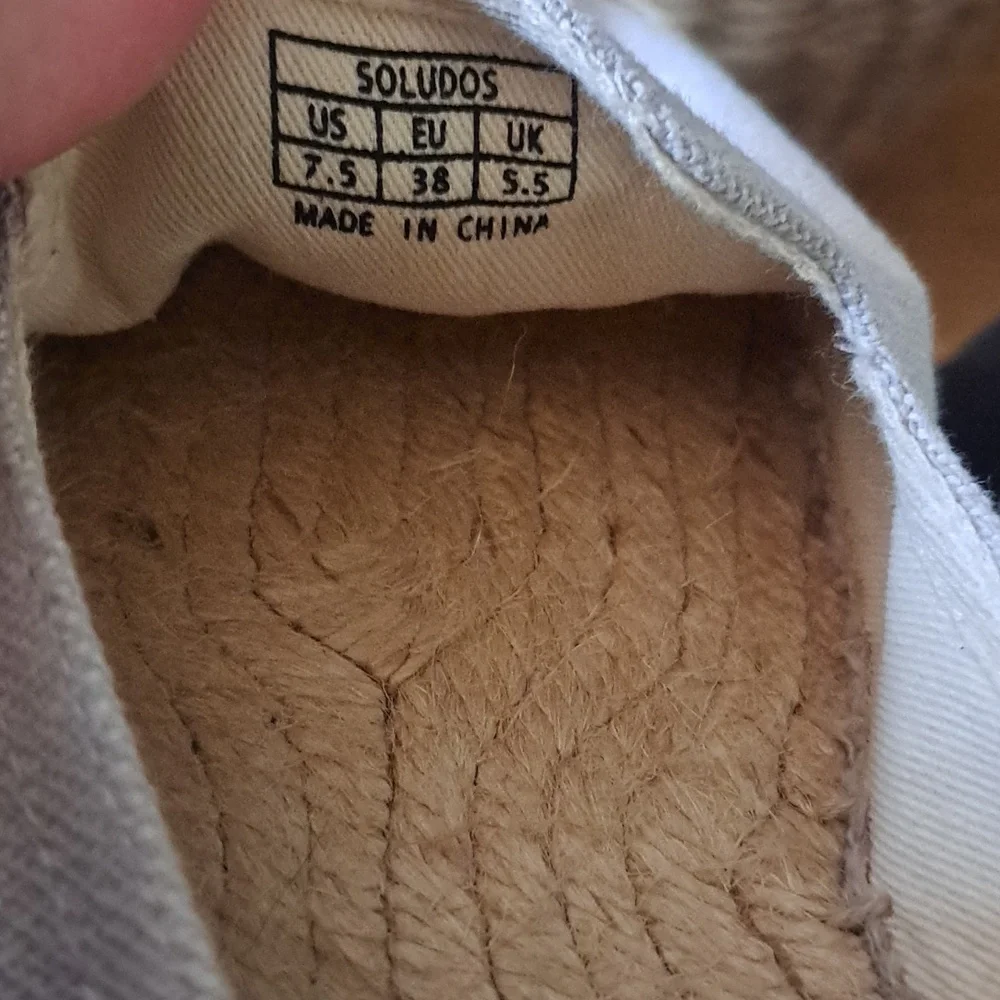 NWOT SOLUDOS Womens Summer/Preppy Grey Canvas Smoking‎ Espadrille Loafers 7.5